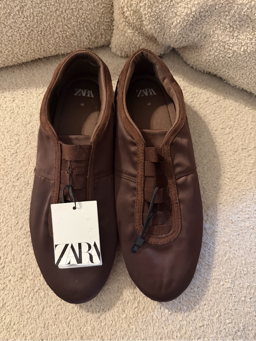 ZARA Women’s collection Satin Ballet sneakers.